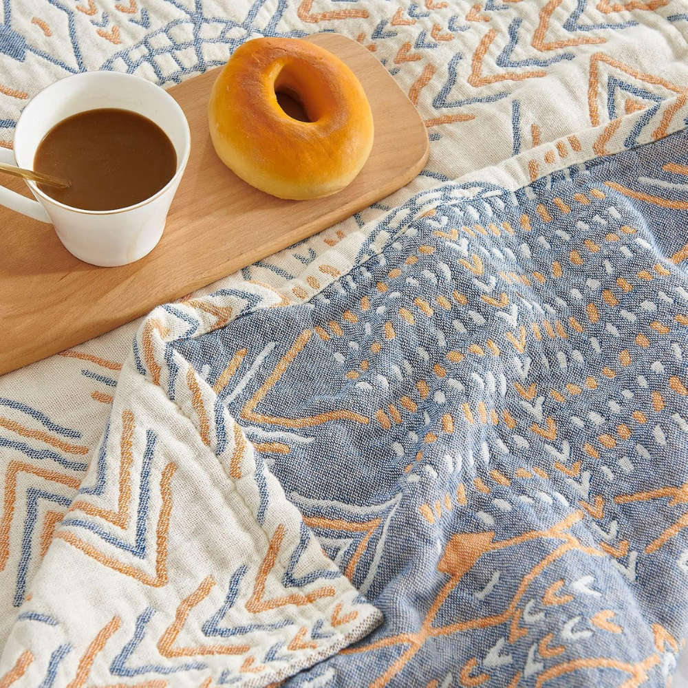 Stylish Reversible Throw Blanket – Elegant Living Room Accent for Cozy Versatile Decor