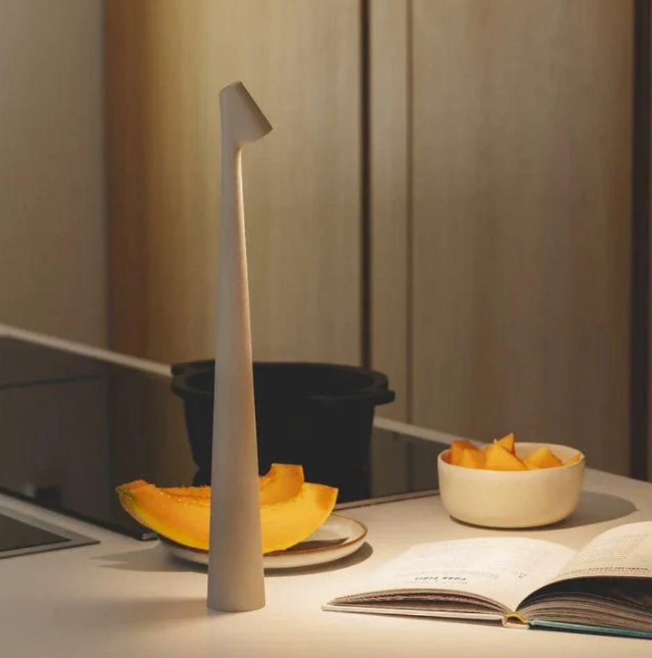 Minimalist LED Table Lamp – Slim Modern Task Light in Black