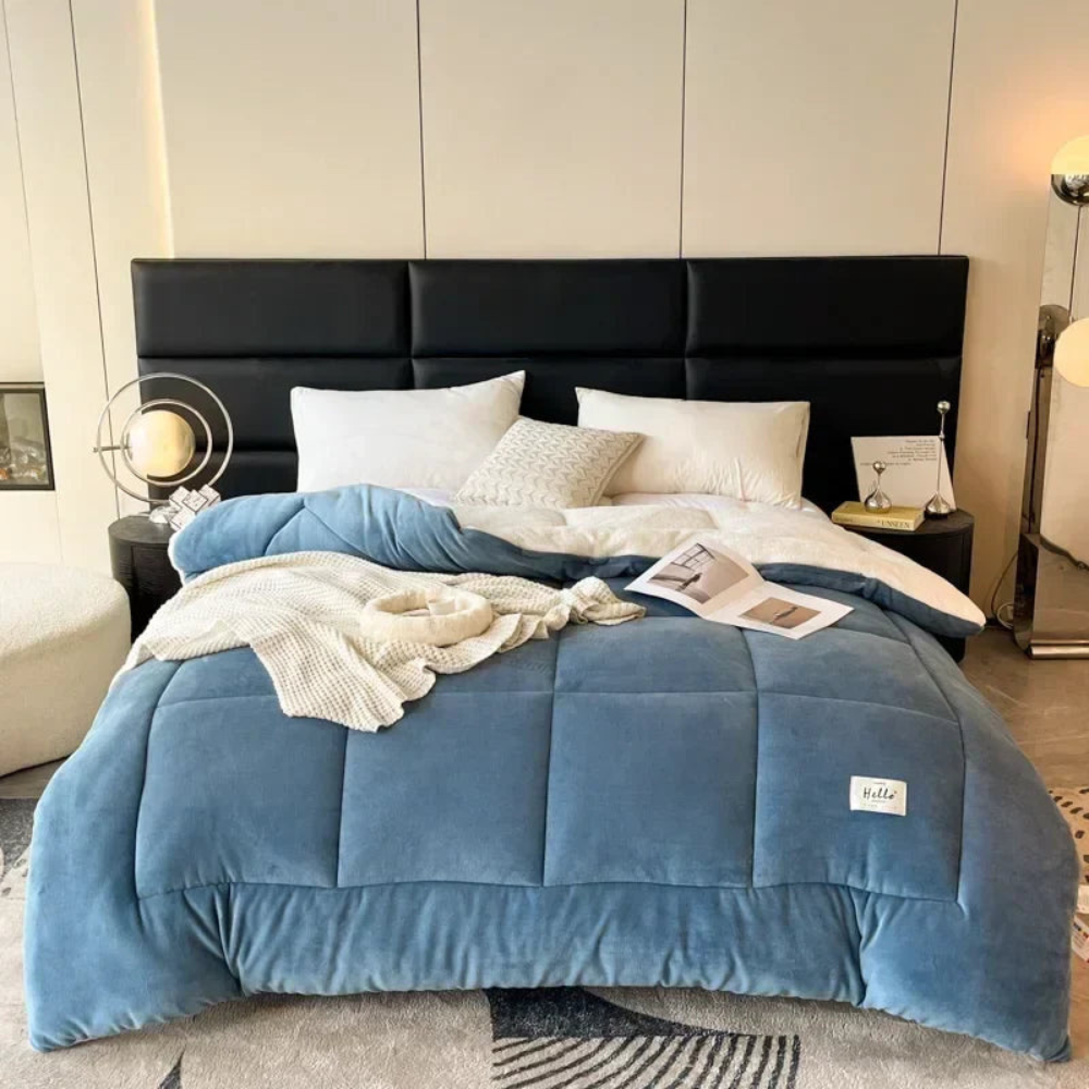 Ultra-Soft Weighted Blanket – Cozy Layered Warmth for Deep Sleep & Cold Nights