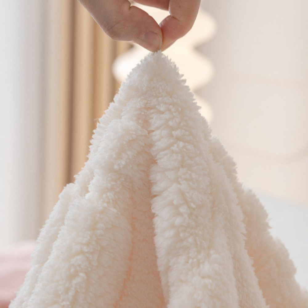 Plush Sofa Cover – Soft Stylish Slipcover for a Cozy Living Room