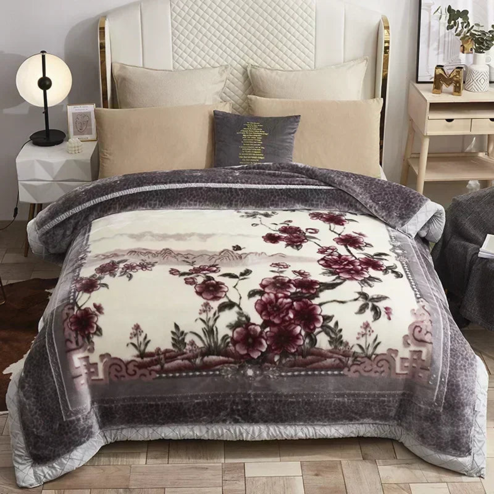 Reversible Weighted Blanket – Ultra-Soft Quilted Throw for Year-Round Comfort & Better Sleep