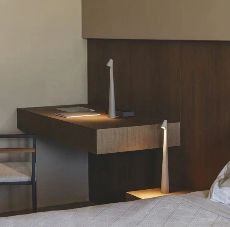 Minimalist LED Table Lamp – Slim Modern Task Light in Black