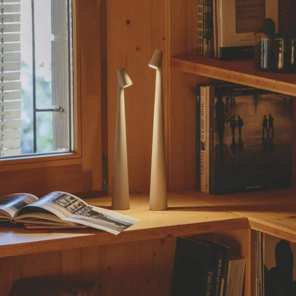 Minimalist LED Table Lamp – Slim Modern Task Light in Black