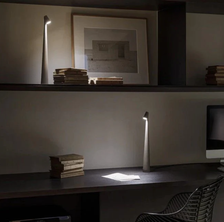 Minimalist LED Table Lamp – Slim Modern Task Light in Black