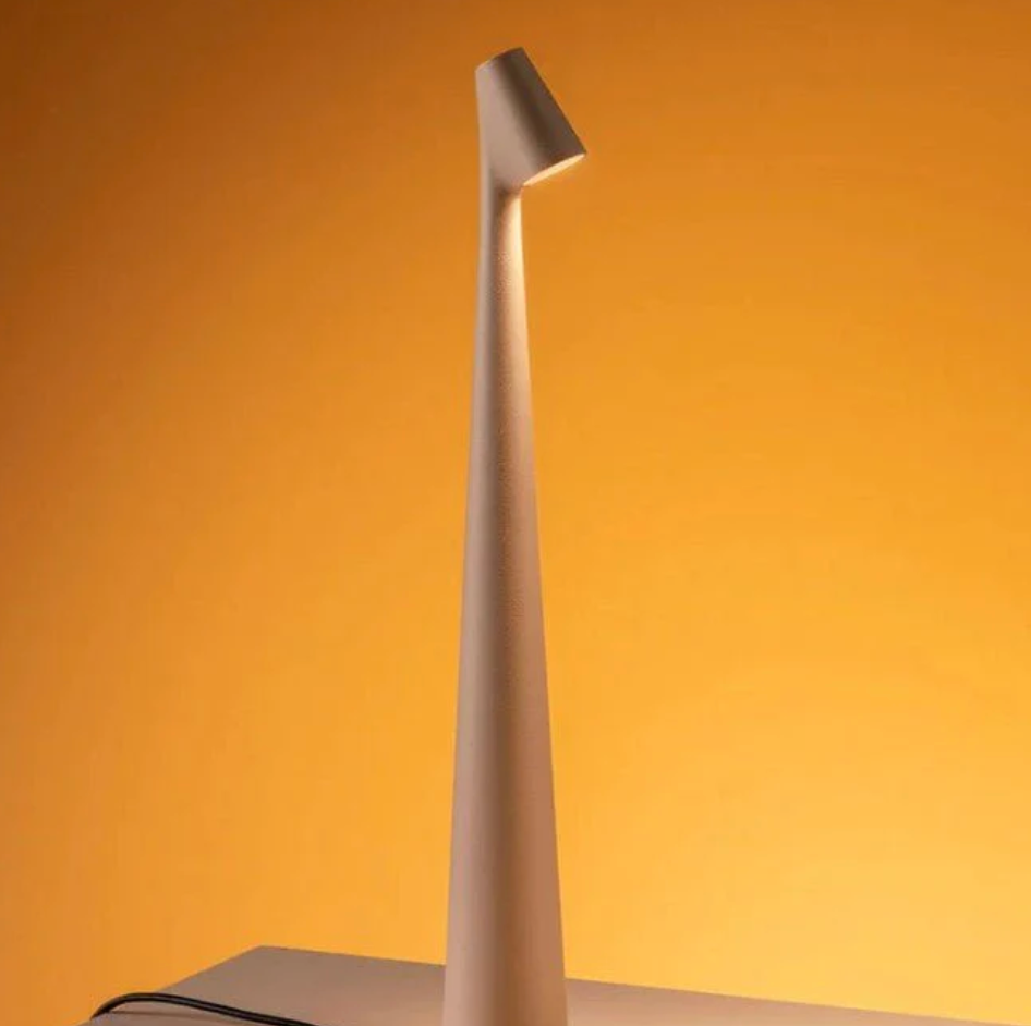 Minimalist LED Table Lamp – Slim Modern Task Light in Black