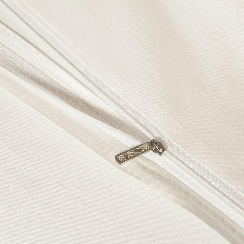 Larcroux Luxe Cover Bedding Set