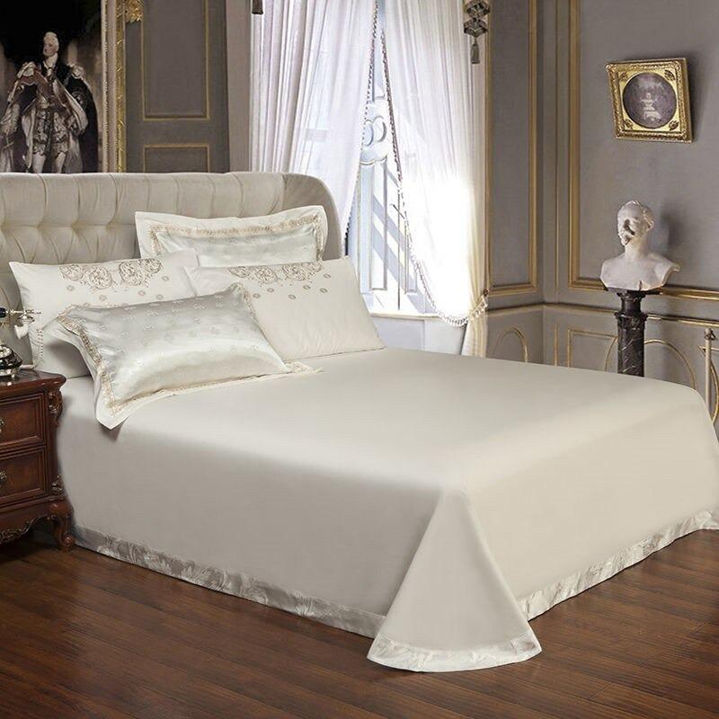 Larcroux Luxe Cover Bedding Set